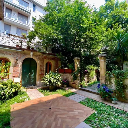 Residenza Il Cavallo E La Torre Apartment Verona