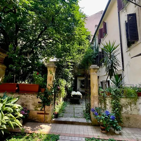 Residenza Il Cavallo E La Torre * ורונה