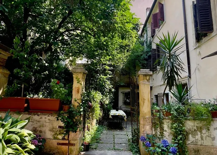 Residenza Il Cavallo E La Torre * Verona
